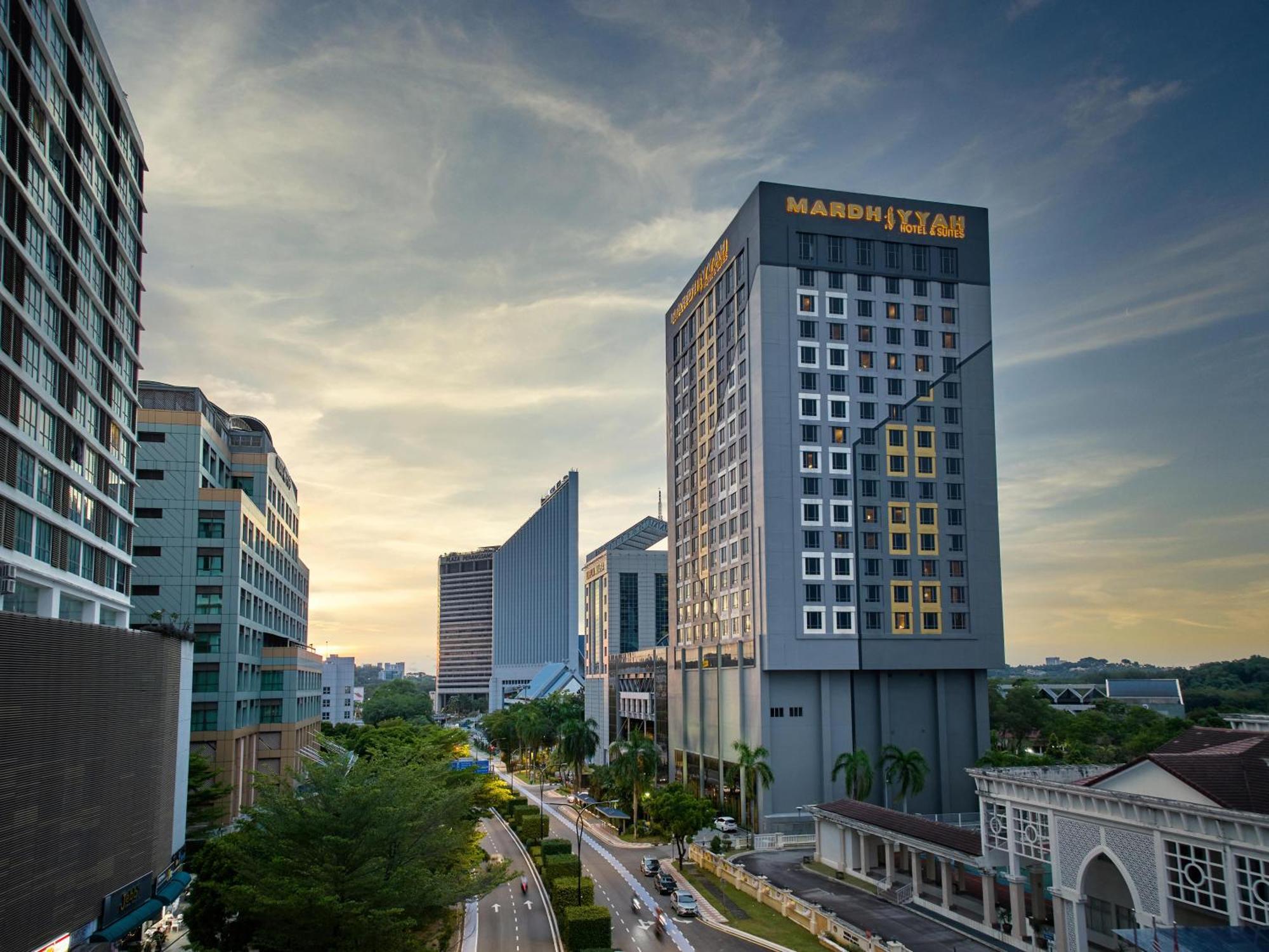 Mardhiyyah Hotel And Suites Shah Alam Ngoại thất bức ảnh